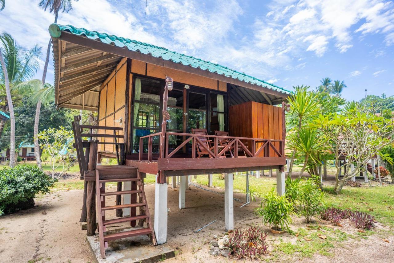Libong Beach Resort Екстер'єр фото