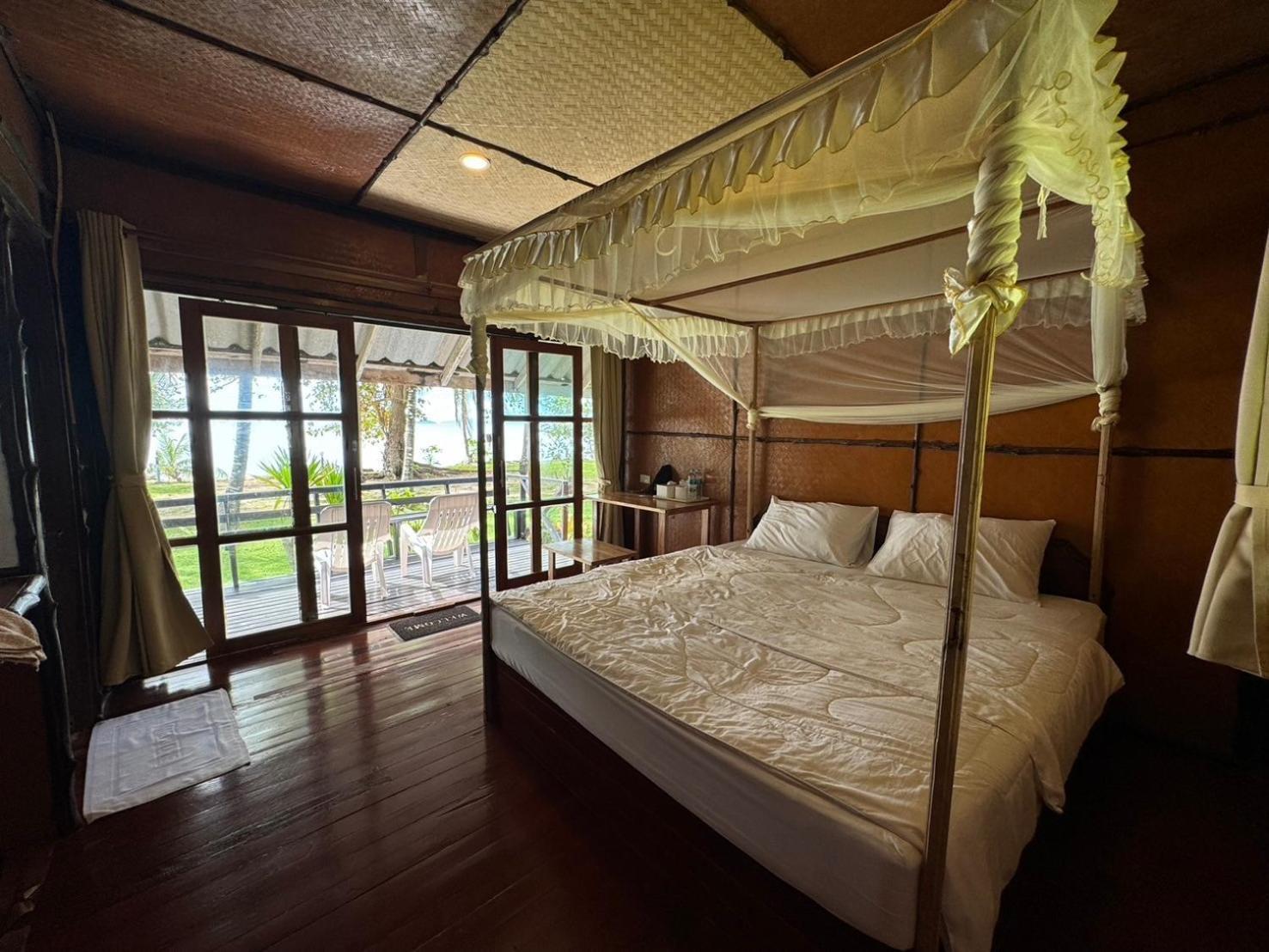 Libong Beach Resort Екстер'єр фото